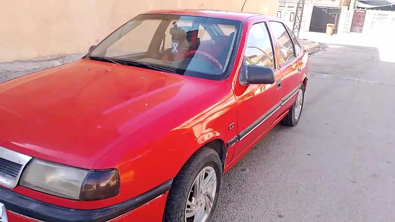 السلام عليكم للبيع اوبل فكترا موديل ٩١رقم بغداد باسمي محرك ٢٠٠٠كير عادي محرك كير جديد كهربائيات شغاله السياره جاهزه السعر ٣٠ للاستفسار  *********** مكان السياره بغداد
