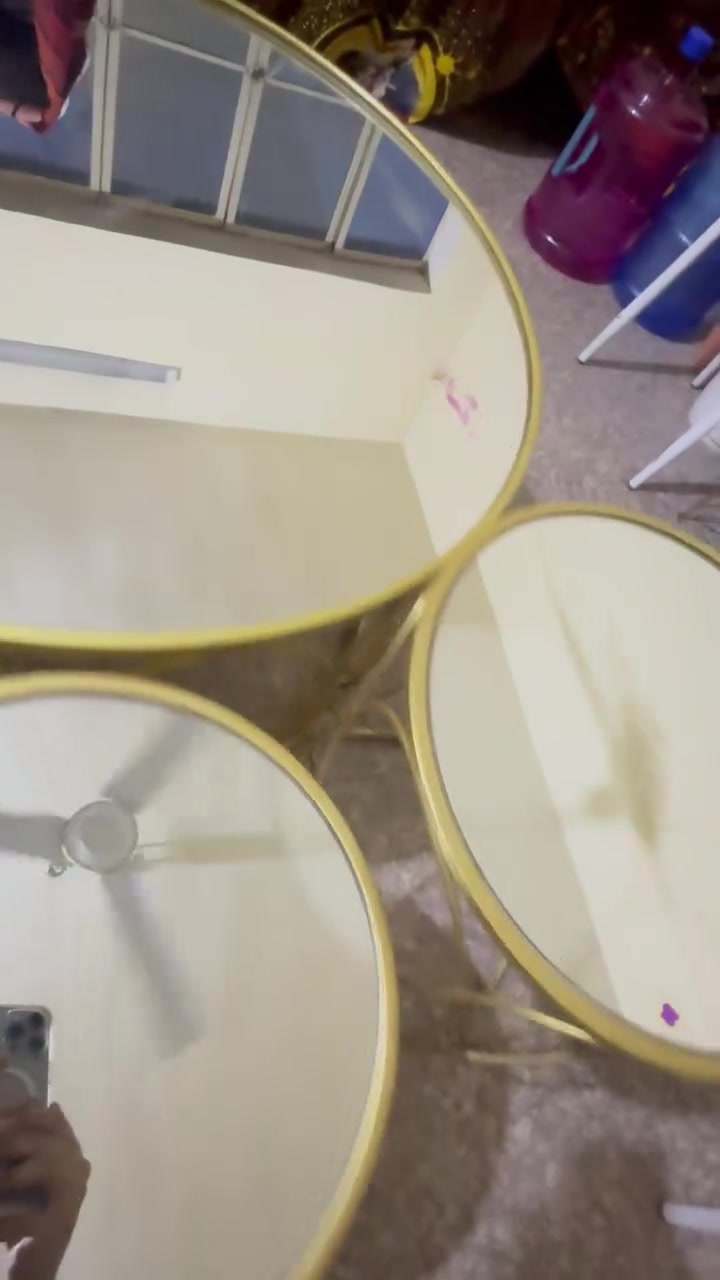 السلام عليكم طبلات نظيفه جدا جدا وجديدة بعدها اشتريتها العام ب٣٠٠ الف اصليه 

ابيعها ب٩٠  وبيها مجال لان مستعجله ع البيع 

مكاني  بغداد الشعب 
***********
