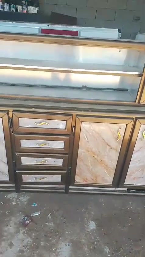 كاونترات مستعمله للبيع العنوان ابوغريب خان ضاري الزيدان قرب المدرسة الثانوية الاتصال على الارقام الظاهرة ا***********7509287501
وات ساب كورك
