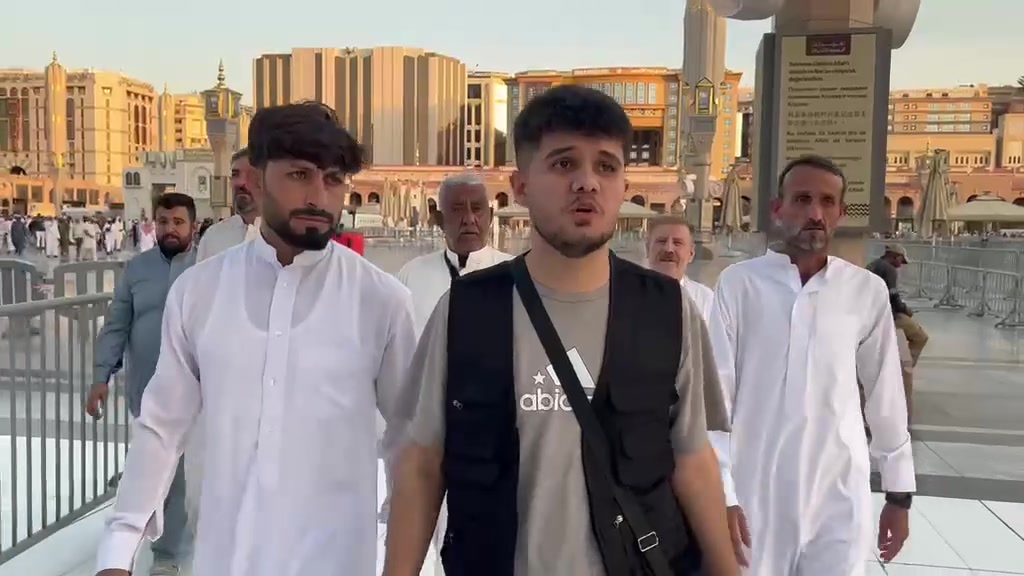 بسم الله وعلى بركه الله
يعلن لكم مكتب الحاج عرب الحصوب
 للحج والعمره
 -العرض الاول نقداً 10 ايام 
المدينه المنوره المركزيه 3 ايام
مكه المكرمه محبس الجن 7 ايام
تاريخ الرحله  من7/20 الى7/25
بسعر550 الف فقط
هدايه احرام رجالي+ نسائي
وحقيبه حجم كبير
باصات حديثه
ضيافه على طول الطريق
مزارات المدينه المنوره كامله
مزارات مكه المكرمه كامله
وجة عشاء مجاناً وافطار في منطقه حائل
يوجد نضام القسط بدون منصه وبدون ضمان فقط سلم جوازك ومقدمه
للاستفسار الاتصال👇👇
*********** الحاج عرب
*********** ابراهيم عرب
خدمة  المعتمرين شرف لنا
زورو موقعنا الكائن حولي الشهداء
ومن الله التوفيق
