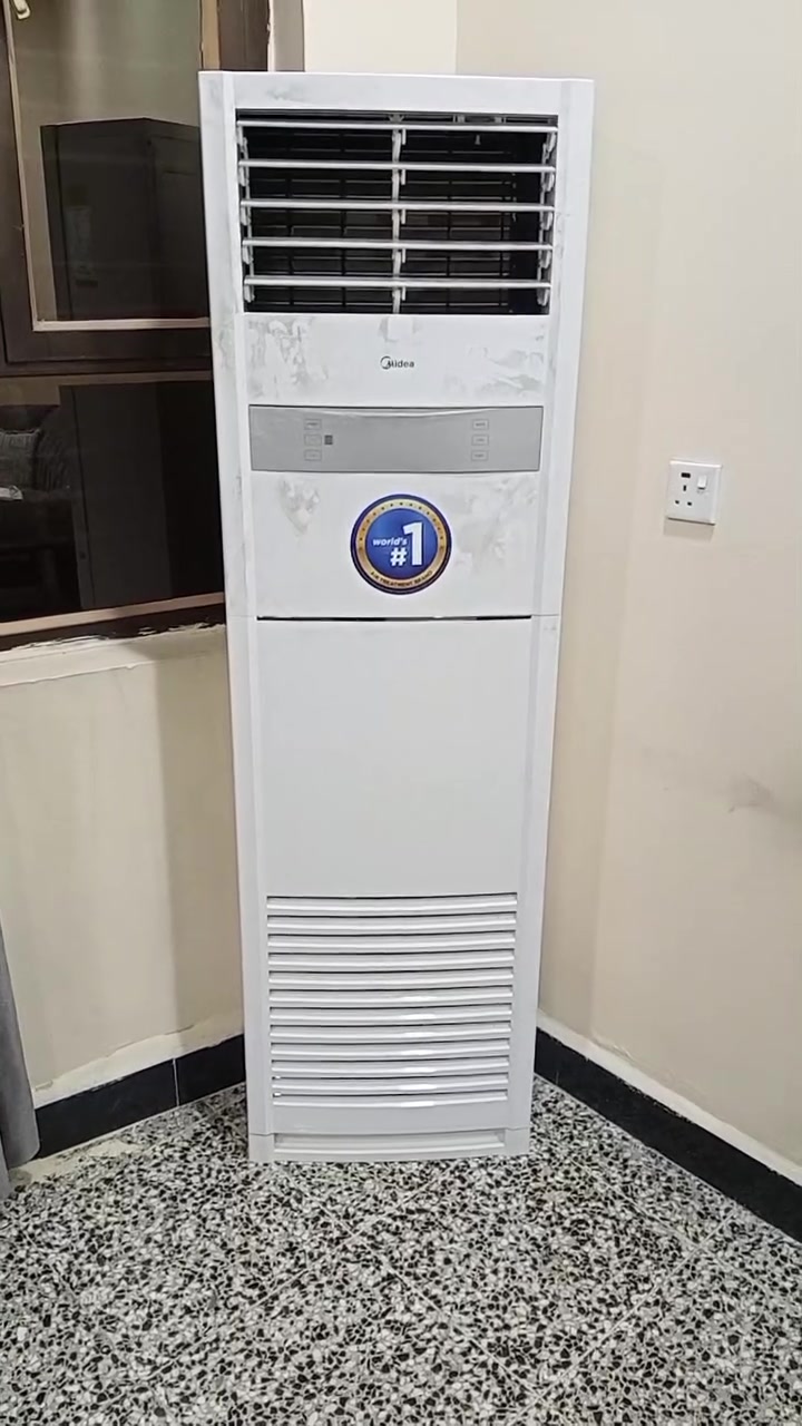 تنصيب  سبلت  نوع  Midea  عامودي 2طن 
 مع الضمان في العمل 
نصب سبالت ❄️ صيانة ❄️ إدامة ❄️ تجهيز
       للاستفسار و الاتصال والمراسلة 📞
       *********** 
             🕛 يوجد واتساب
