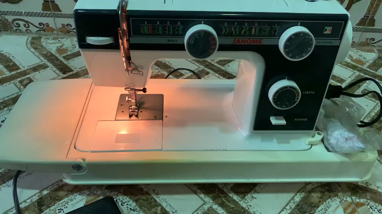 سلام عليكم مكينه خياطه جديده وسعرهه مناسب
كامل ملحقاتهه سعر ١٣٠ الف
عنوان بصره***********-***********
