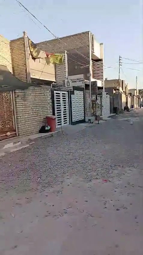 للبيع 100 م سعر 110 بي مجال ضباط ثانيه زراعي بلديات بظهر معسكر البلديات قرب سكلة سيد جعفر شارع 20 الترابي استفسار ***********
