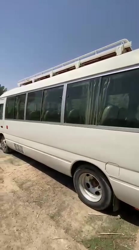السلام عليكم كوستر مديل14 رقم شمالي سنويه منتهيه صارله سنتين  سياره عميه تدفئه خلفيه رباط خلفي نص فول سله داخليه ABs ملغي مكانيك كله جديد  مكينه كير اكسل كفاله  تبريد ثلج تخم تاير ويل ناصي دوشمه جديده كشن قلاب عادي. بيها ظربه جوه الجامه المثلثه ومعمره سياره مصبوغه من جوه الجام وجوه سياره جاهزه السعر250 وبيها مجال ***********
