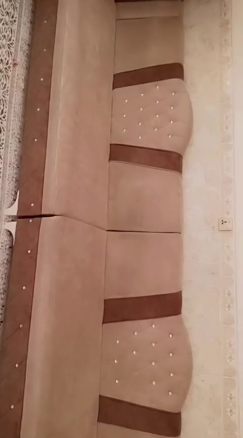 ديوان  16  نفر حرف U  البيع مستعجل سعر 140 الف اربيل سركايز
*********** بي واتس
