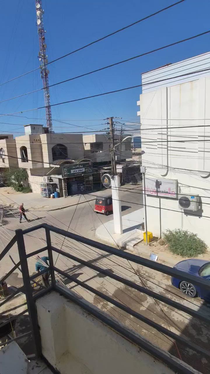 سلام عليكم ورحمة الله وبركاته.
بيت طابق ثاني للايجار  مؤثث كما موضح بالفديو.. 

 في غزاليه خلف حديقة الوزان بدايت شارع لندن..

بيت مسحوب خط مولد وخط نت.

.البيت ايجاره ٥٥٠ الف

ودلليه ٣٠٠ الف


**إذا كنت صاحب هذا الإعلان وتريد حذفه لأي سبب، رجاءا أرسل رسالة إلى الدعم الفني**