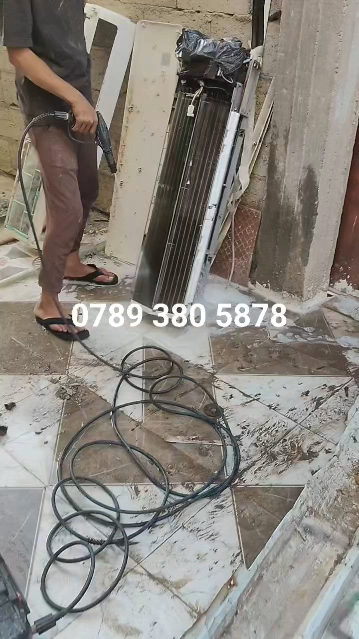 «❄️ أبو جود لتبريد / محلك كربلاء] لصيانة أجهزة التبريد ❄️هل تعاني من ضعف التبريد في منزلك أو عملك مع ارتفاع درجات الحرارة؟دعنا نتولى الأمر! نوفر لكم حلولاً متكاملة:▪️ صيانة وإصلاح كافة الأعطال.▪️ توفير قطع الغيار الأصلية.▪️ عقود صيانة سنوية للمنازل والشركات.💡 ثقة، جودة، وضمان على الصيانة📩 للتواصل معنا:الرقم: [‏‪***********‬‏]كربلاء [كربلاء ]تابعونا على فيسبوك/
