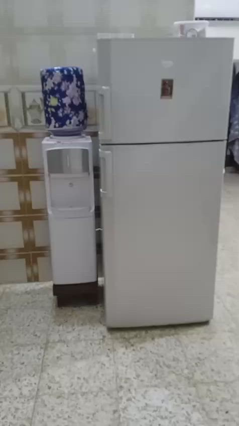 السلام عليك  ثلاجه للبيع كامله نكمله تبرد نوعيه زينه مكاني كربلاء حر الصغير  رقم *********** بس الاتصال سعر 350  وبيه مجال
