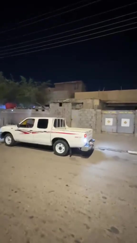 نيسان شبوط مال مزاد اصل 2003محدث 2015 تبريد واحد على واحد دواخل جديد مكينةمجفتة تجفيت ستادية  الكير نعمة من الله الجام فر السيارة عوزها ترقيم من قبل وزارة الداخلية او حدادية وتخم تاير الله يشهد صارت علينا ب60 ورقة السعر 57 قفل ماكو بعد مكاني بصرة بل زبير 

رقمي :***********
قفل 57 
والشراي ماتكضة الورقة والورقتين
