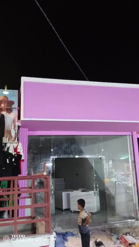 #ديكورات اسعارنه مناسبه
اللهم صلى على محمد واله محمد 

نتميز بالابداع دائما⭐ بترميم البيون المتهالكه 
شعارنا ويه   ديكورات الاخوين         بيتك يتغير🏣
مستعدون لعمل جميع انواع الديكورات🏢
جبسن بورد🏢
ديكورات مودرن🏘
صبغ الدور والمباني🏤
ورق جدران🏖
سقوف ثانويه🏤
للاستفسار الاتصال على الرقم ***********
او مراسله الصفحه
كربلاء وبابل فقط

