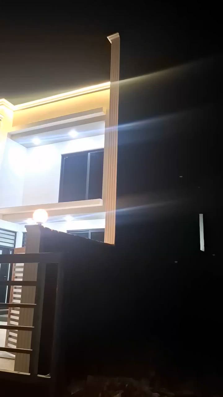 السلام عليكم
بيت مساحته200م طابو زراعي سند25
بناء حديث جاهز 
يحتوي على 
مطبخ 
استقبال
صاله 
مناور2
غرف نوم 2
صحيات داخلي وخارجيه
كراج 
حديقه
هذا الطابق الارضي
غرف2
صاله صحيات 
سطح كبير 2
هذا الطابق الثاني 
العنوان الحله ورديه بجوار السيد موسى
خدمات كامله ماء وكهرباء وتبليط 
للتواصل 
***********
***********
