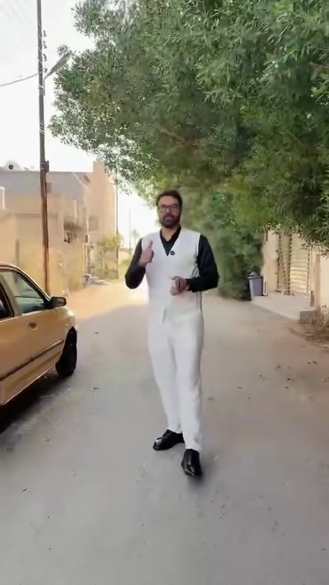علان بيت بيع مستعجل. سعره 140 مليون. وتكعد ويه صاحب البيت يطي مجال لو لا.    احنه وضيفتنه عموله الطرفين فقط. ونيسر البيعه باذن الله. وبالعافيه ع الياخذه.    كبال جزيره بغداد السياحيه 
الرقم ***********. واتساب مازنجر.   مساحه 140 متر البيت 3 غرف نوم كبار.
