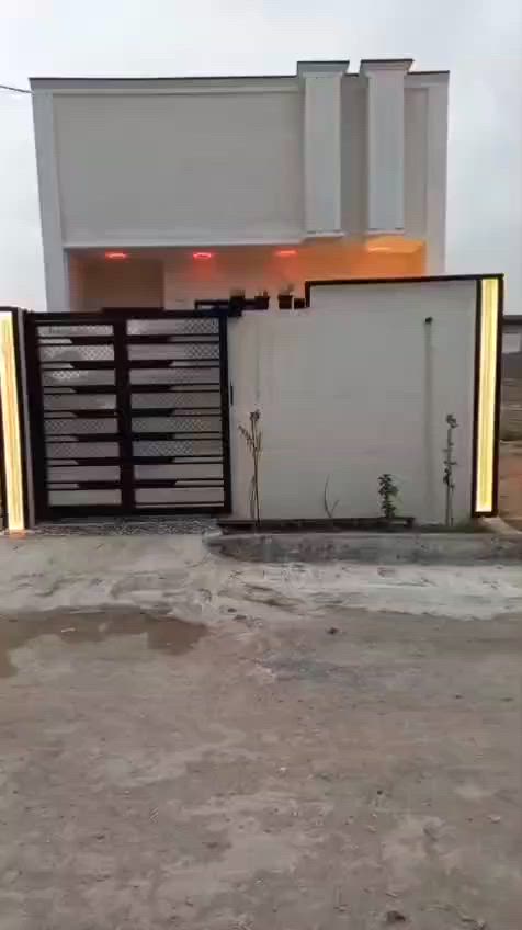 بيت للبيع بحي دجله خلف المعارض مساحه ١٠٠ متر سعر ٥٨ وبيه مجال طابو زراعي سند ٢٥لأستفسار ***********
