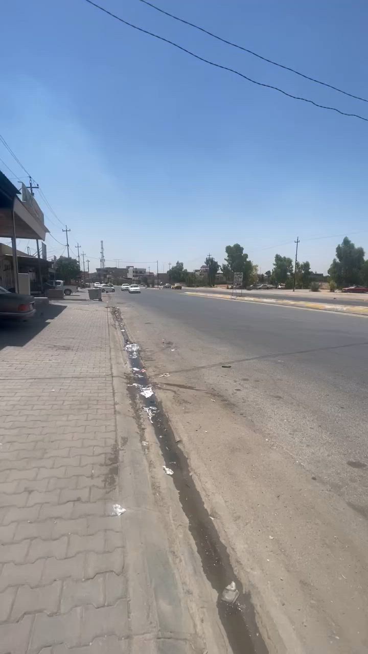 220متر تجاري للبيع مكان بنجه علي مقابل ملعب دولي 2محل وبيت  جديد سقف مغربي نضام دكت غرفتين نوم هول استقبال بيتونه غرفه قاط الثاني استفسار***********
***********
