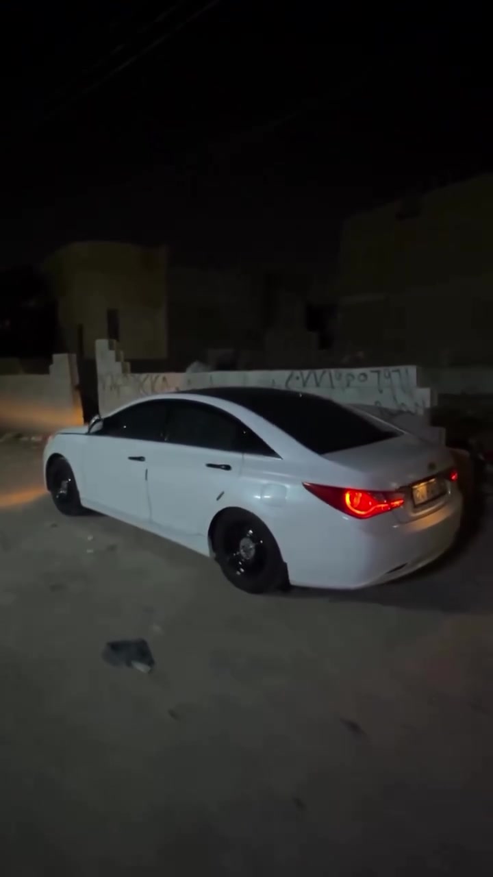 جوزها عليكم سونتا فول موصفات بانزين دوش ألفين  بنوراما بصمه أبواب بصمه صندوك ترحيب مري شفط سياره اعله فه بلسوناتا حداده تايرات تبريد كله جاهز سياره حلوه وكعاده جلد سياره تحكم كشنات إماميه تتدفه بلكشنات تبريد خلفي بعد بيهه هواي موصفات مرواس او بيع ***********البصره
