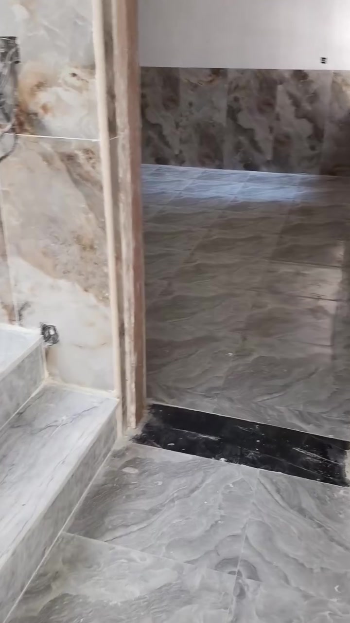 سلام عليكم خلفة سيراميك جدران 6ورطية5سكن النهروان*********** حسين ابوعلي
