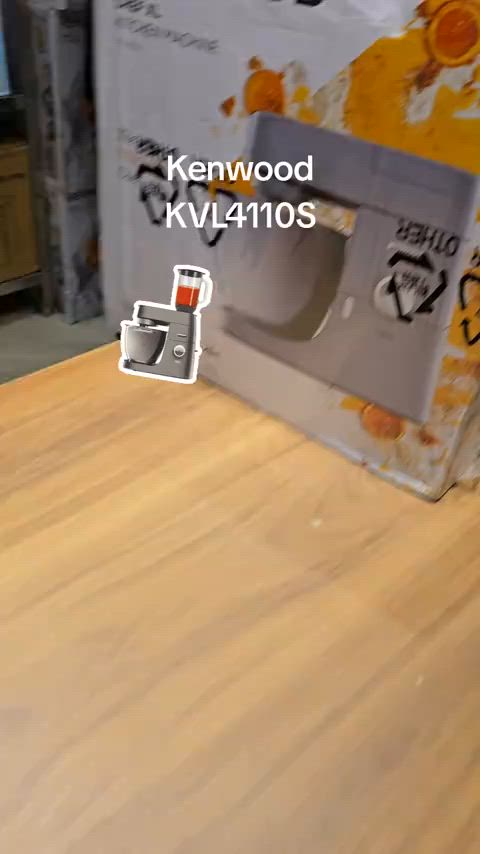عجان كينوود ٦.٧ لتر معدن بالكامل  ١٢٠٠ وات موديل KVL4110S  توفر تانى الان اطلبه الآن يصلك أينما كنت كميه محدوده وبتخلص بسرعه #عجان _كينوود 


**إذا كنت صاحب هذا الإعلان وتريد حذفه لأي سبب، رجاءا أرسل رسالة إلى الدعم الفني**