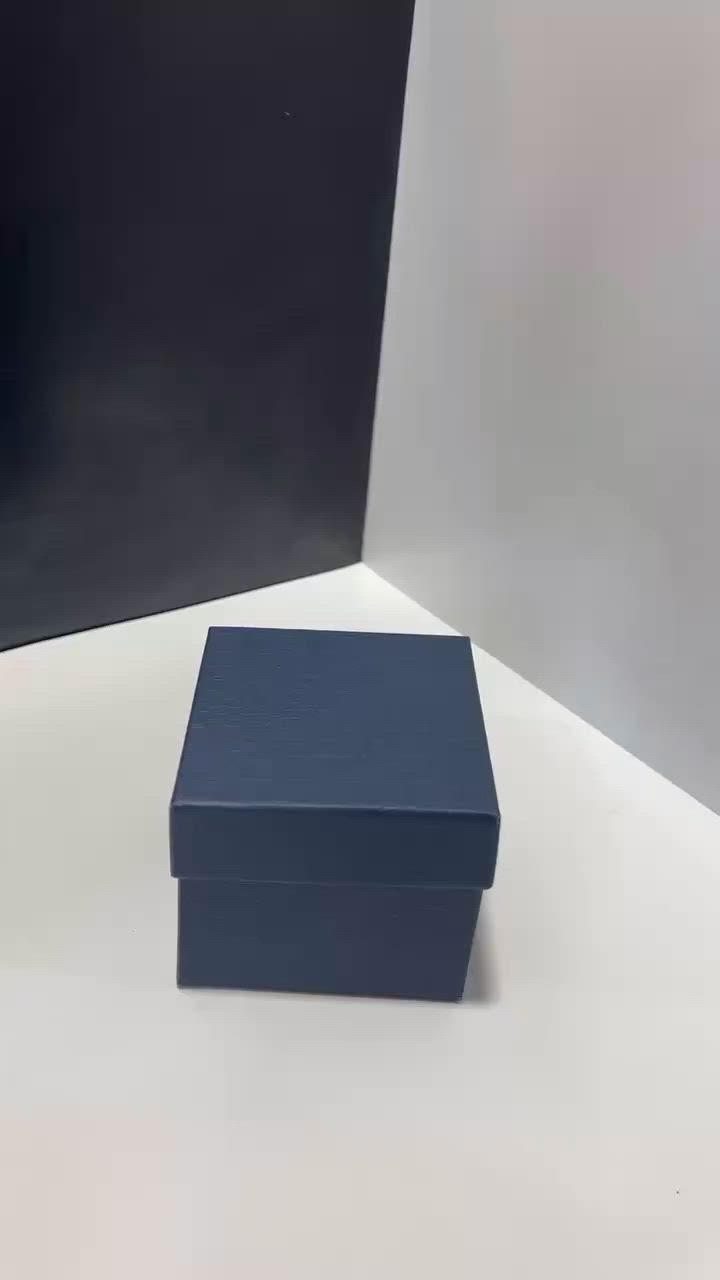 الجلد طبيعي 
الأرقام ول اميال لامينوس 
مختمة


**إذا كنت صاحب هذا الإعلان وتريد حذفه لأي سبب، رجاءا أرسل رسالة إلى الدعم الفني**