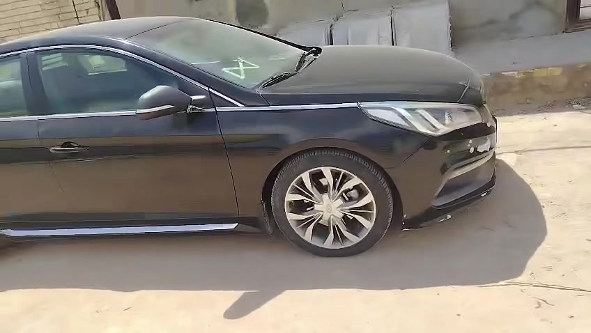 السلام عليكم سوناتا للبيع 2016 وارد امريكي بيها قطعه واحده اللي هو البنيد بس حداديه تخون تاير تبريد تدفئه من كل شيء جاهز السياره انطيك ترايه بيها تروح له وين ما يعجبك وترجع رقم اربيل راعيها بالنجف تريد مداور تريد وكاله العنوان النجف شارع المطار مقابيل قريه الغدير السعر111 وبيها مجال للاستفسار على رقم التليفون
***********
***********
