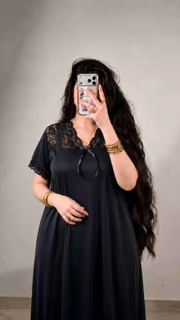دشداشة بسواد فاحم قماش كريب ملكي 🖤🖤

تصميم ناعم ومرتب يبرز الأنوثة بذوق راقي 🖤
قماش خفيف ومريح بقصة انسيابية تجنن ❤️ 

القياسات / فري سايز تلبس من وزن 50 الى 80 كيلو ✔️
#للحجز والاستفسار خاص 
🚘يوجد خدمة توصيل لجميع محافظات العراق


**إذا كنت صاحب هذا الإعلان وتريد حذفه لأي سبب، رجاءا أرسل رسالة إلى الدعم الفني**