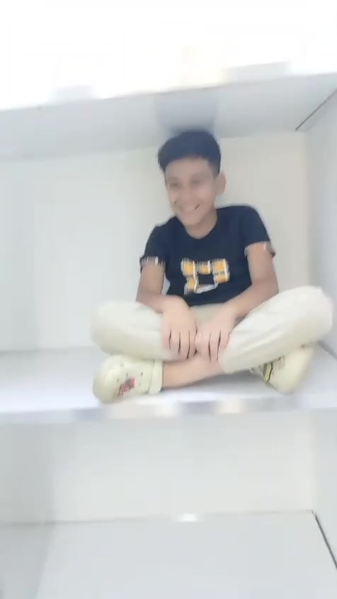 ***********
