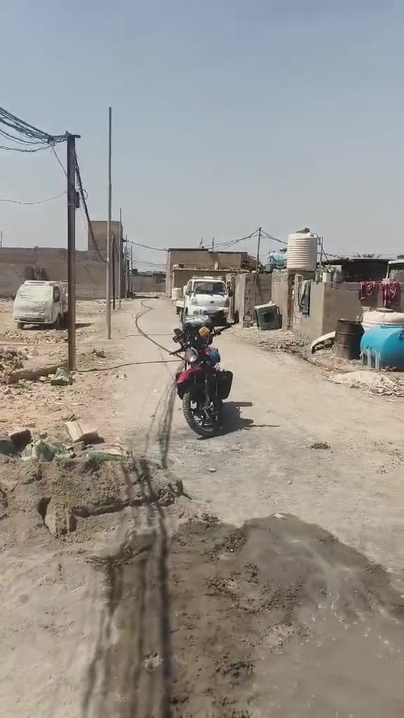 سلام عليكم هيل للبيع مساحه 200 تفاصيل بل فيدو سعر 15 وبه مجال ***********
