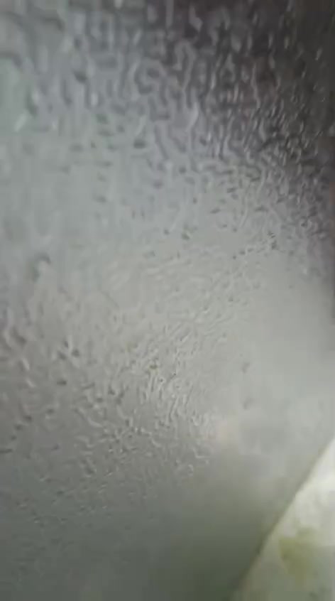 السلام عليكم عندي مجمده البيع هيه بس جمد بس ضعيف ماعرف شنو سبب***********
