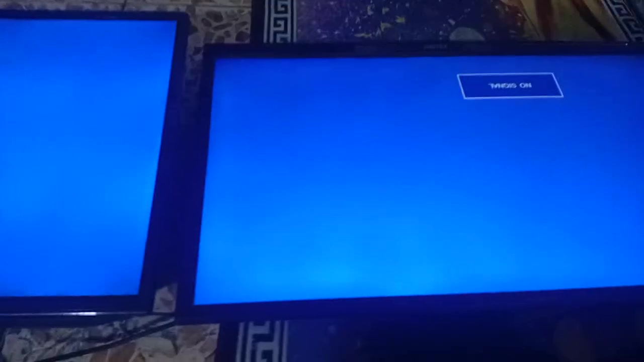 سلام عليكم بلازمات عدد 2حجم32البيع نضافه 90بل100سعر ثنينهن 100رقم ***********
