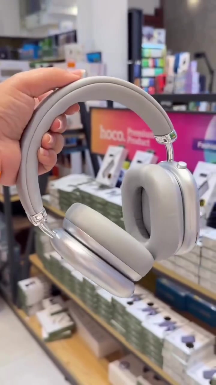 🎧 الأناقة والراحة تلتقي مع سماعة HOCO W35 MAX!

استمتع بتجربة صوت استثنائية مع سماعة HOCO W35 MAX المصممة لتمنحك الراحة والأداء العالي طوال اليوم.

✨ أبرز المميزات:
✅ تقنية ANC لعزل الضوضاء والاستمتاع بصوت نقي وواضح
✅ جودة صوت Hi-Fi Stereo بتفاصيل غنية وباس قوي
✅ بطارية تدوم حتى 90 ساعة (بدون ANC)
✅ تشغيل حتى 45 ساعة مع تفعيل عزل الضوضاء
✅ تصميم مريح مع وسائد أذن ناعمة للاستخدام الطويل
✅ اتصال Bluetooth 5.3 سريع ومستقر
✅ مناسبة للموسيقى، الألعاب، الدراسة والمكالمات
💰 السعر: 25,000 دينار عراقي فقط
📍 DR.PHONE
حلة - حي الأساتذة - قرب إعدادية ابن السكيت مجاور إعدادية قاسم السباك
📲 للتواصل عبر الواتساب: ***********
او مراسلة الصفحة 
#dr_phone #hoco #w35max #سماعات_لاسلكية

