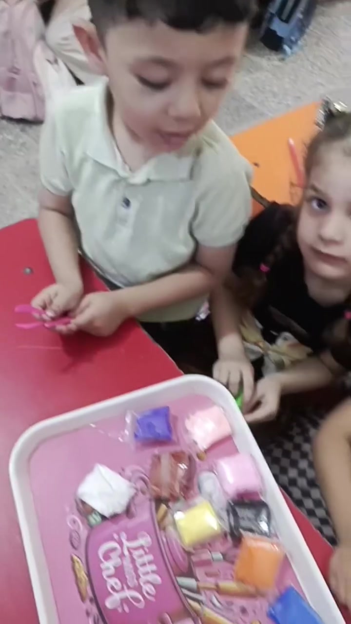 تعلن روضه ومعهد ورود الرحمن عن تخفيض اسعار
التمهيدي و  الروضه فقط ٥٠ الف مع الخط  والدوام طيله ايام السنه عدا الجمعه والسبت اوقات الدوام من ساعه ٨ الى الساعه الثانيه ظهرا 
ويوجد أيضاً دروس تقويه اول ثاني ثالث رابع ابتدائي ٤٠ مع الخط 
عنوان بغداد الجديده النعيريه الفلكه الاولى قرب اسواق ومثلجات الشبكه 
*********** 
ملاحظه نستقبل أيضاً حالات طيف توحد
