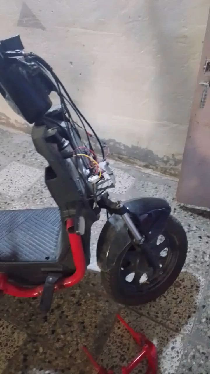 السعر ٧٥ نقص فقط بطاريات لا غير اشتريت سياره تركتها بجاريات مبيها
العنوان بياع الشرطه الخامسه


**إذا كنت صاحب هذا الإعلان وتريد حذفه لأي سبب، رجاءا أرسل رسالة إلى الدعم الفني**