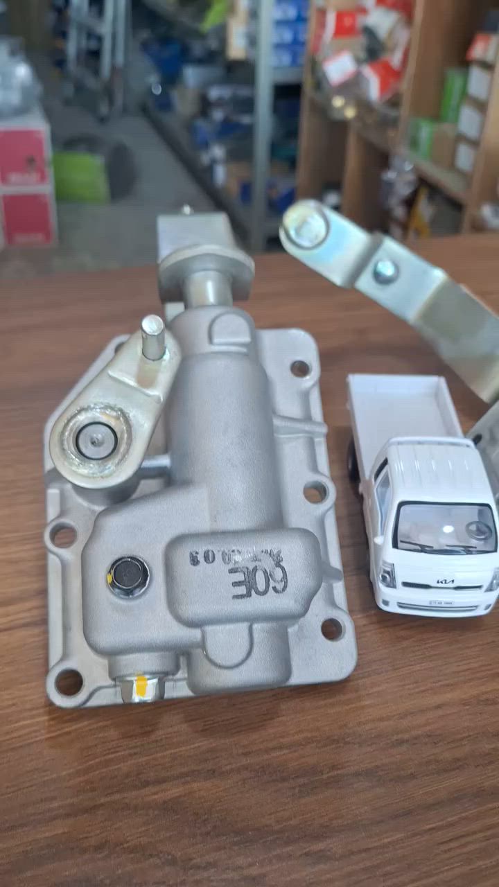 قبغ الكير كيا حمل الاصلي وكالة
 متوفر لدى المركزية
____________________
توصيل لكافة المحافظات
واتساب📲
***********
الــمــركــزيــة
طوز / الحي الصناعي / الفرع الثالث
تيك توك⬇️
tiktok.com/@al_markazia1
