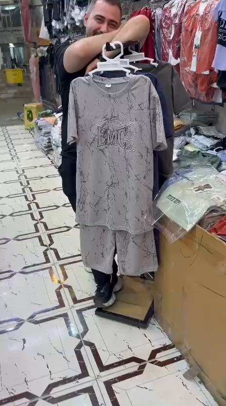 تراك ولادي برمودة 
قماش حجري 
صناعة صيني 

قياسات 
18/19/20 

سعر الدرزن 
45 الف


**إذا كنت صاحب هذا الإعلان وتريد حذفه لأي سبب، رجاءا أرسل رسالة إلى الدعم الفني**