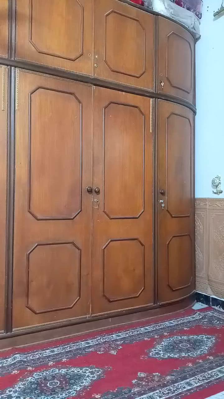 كنتور ٦ أبواب طابقين للبيع كربلاء حي العسكري محلة الطاقه *********** بيه واتساب
