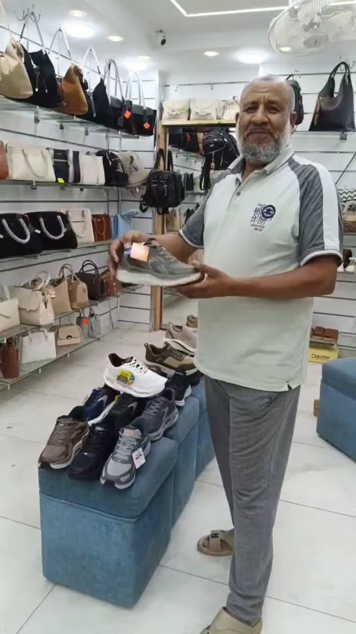 🔥🔥 مفاجأة أبو الحديد وصلت لكل المحافظات 🔥🔥
"مش لازم تسافر عشان تلاقي أحدث الموديلات... أبو الحديد بيوصلها لحد باب بيتك في أي محافظة والشحن مجانًا! 🔥👞👜"

👞👟 أحدث موديلات الأحذية الرجالي والحريمي والأطفال وصلت دلوقتي بأشكال عصرية وخامات ممتازة وأسعار هتفاجئك!
👜 كمان تشكيلة مميزة من الشنط بأحدث الموديلات والألوان المناسبة لكل الأذواق.
✨ عند أبو الحديد هتلاقي: 
✔ كوتشي كاجوال 
✔ كوتشي رياضي 
✔ أحذية كلاسيك 
✔ صنادل وشباشب 
✔ أحذية أطفال 
✔ شنط حريمي ورجالي بأحدث الموديلات
🎉 والمفاجأة الأكبر: 🚚 شحن لجميع محافظات الجمهورية 🎁 والشحن مجــــانــــاً لفترة محدودة
لو بتدور على الأناقة والراحة والجودة في مكان واحد.. يبقى وجهتك أكيد أبو الحديد ❤️
📍 العنوان: مدينة السادات - سوق المنطقة الأولى
📞 ابعتلنا رسالة أو كلمنا واحجز موديلك قبل نفاد الكميات.
#ابو_الحديد #احذية_رجالي #احذية_حريمي #احذية_اطفال #شنط #مدينة_السادات #سوق_المنطقة_الاولى #شحن_لكل_المحافظات #الشحن_مجانا #احدث_الموديلات #كوتشي_رياضي #كوتشي_كاجوال


**إذا كنت صاحب هذا الإعلان وتريد حذفه لأي سبب، رجاءا أرسل رسالة إلى الدعم الفني**
