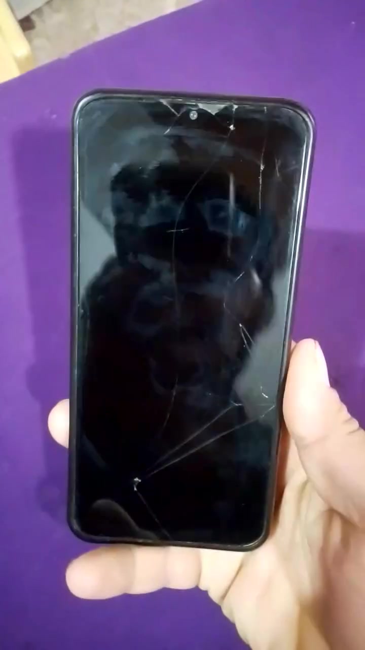 جهاز ريدمي 8 ذاكره ١٢٨ بطاريه تدوم اكثر من يوم استخدام ٢٤ ساعه علفحص من اتصال وتكنيك نفس ما تلاحضون بلفيديو 
سعره ٥٠ الي يريده يتواصل 
***********
