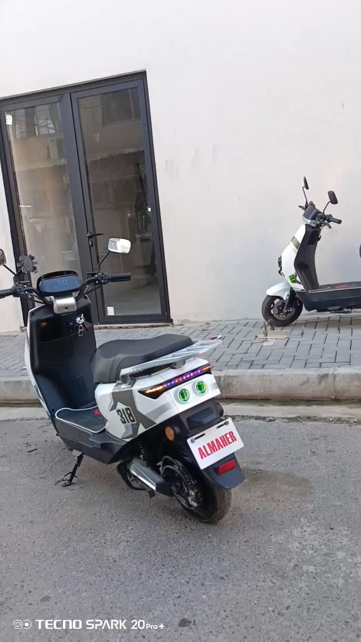السلام عليكم ماطور شحن 318 نظافه 100% بطاريات وضع شركه)$595✓اتواصل***********

