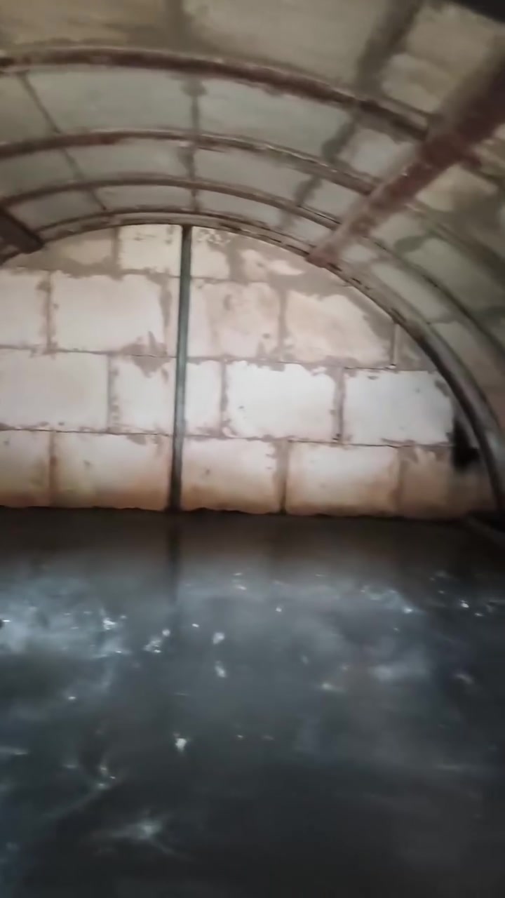 🔸 فرن للبيع 🔸
فرن مستعمل بحالة جيدة، مخصص لعمل الصمون الحجري ولحم العجين وكاهي. 
يشمل: ✅ الفرن
✅ جهاز فتح عجين لحم العجين
مناسب للمخابز أو مشروع جاهز للعمل.
للاستفسار والتفاصيل يرجى التواصل على الخاص أو الاتصال على الرقم ***********
