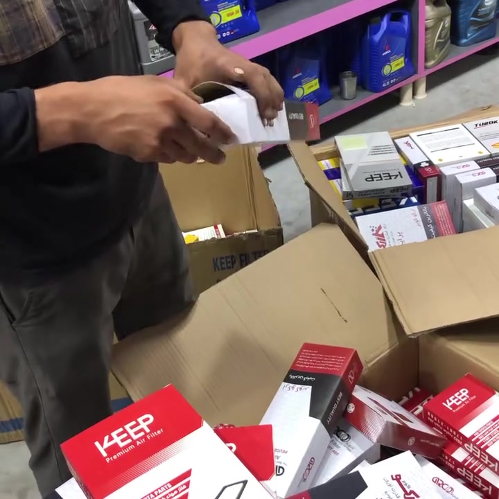 🚗💨 مركز خدمات الأخوين - حماية ونقاء محرك سيارتك يبدأ من الفلتر! 🚗💨
هل تبحث عن أفضل أداء لمحرك سيارتك وتبريد مثالي داخل مقصورة السيارة؟
في مركز خدمات الأخوين توفرت لدينا الآن تشكيلة شاملة من أجود أنواع الفلاتر الأصلية ولجميع أنواع السيارات:
🌟 متوفر حالياً:
 🌪️ فلاتر هواء المحرك: لحماية المحرك من الأتربة وضمان أعلى كفاءة واستهلاك أقصى للوقود.
 ❄️ فلاتر التبريد : لهواء نقي وصحي داخل السيارة وتبريد قوي.
 🔋 فلاتر البطارية: للمحافظة على كفاءة المنظومة الكهربائية والبطارية.
 🚘 تغطية شاملة: متوفرة لجميع موديلات وأنواع السيارات وبأعلى جودة مضمونة.
💡 لماذا تختار مركز خدمات الأخوين؟
 💯 فلاتر أصلية 100%: نضمن لك الجودة والاعتمادية.
 💰 أسعار منافسة جداً: أفضل جودة بأنسَب الأسعار التي ترضيك.
 🛠️ خدمة ممتازة: اهتمام كامل بتفاصيل سيارتك.
📍 العنوان وتفاصيل الوصول:
 الموقع: بسماية - الشارع العام (لاستداره الثانيه  / بداية المحلات/ قرب الغسل )
📞 للطلب والاستفسار أو الحجز: ***********
