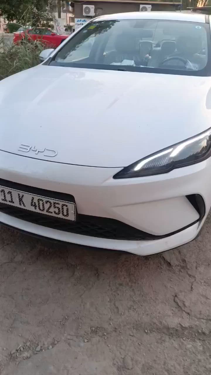 السلام عليكم .سياره بي واي دي سيل 5 للبيع ماشيه 4400 سياره نظيفه دوشمه جديده 
السعر 19/600
***********
