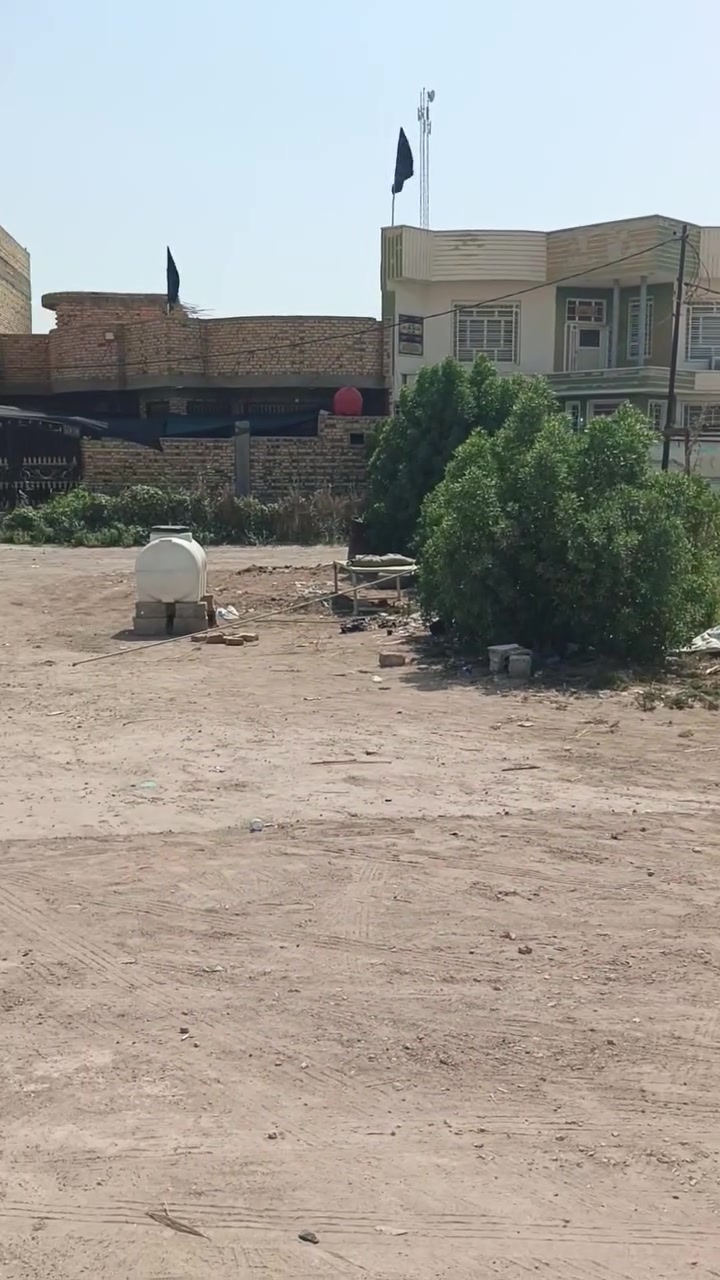 ✅دار سكن للبيع قضاء السنية 
✅مطلوب 17مليون اسكان 
✅المساحة 250م 
✅ بناء كونكريت طابقين 
✅يتكون من ثلاث غرف نوم
 ✅ومطبخ وبراني وصاله 
✅ومجمع صحيات 
✅واجهه على شارع العام مباشر 
✅الموقع حي الحسين الأول
✅ قرب محطه كهرباء 
♦️ الاتصال على الارقام أو 
📞***********
📞***********
♦️أبو سجاد للعقار
