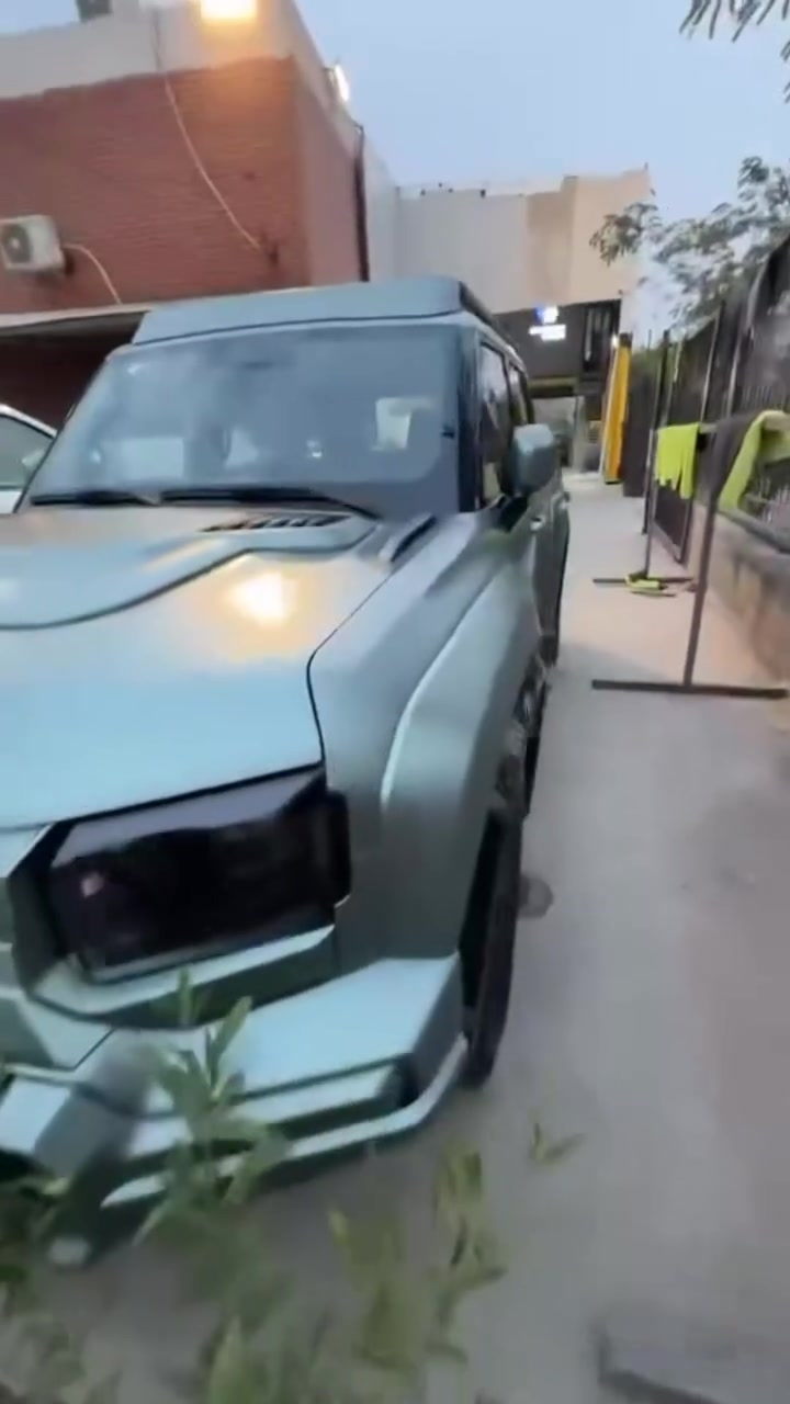السلام عليكم
🚙 للبيع | جيتور T2 Luxury Plus | موديل 2026

اللون: أخضر مات (Matte Green)

المواصفات:

• محرك 2.0 لتر تيربو

• قوة 254 حصان

• عزم 390 نيوتن.م

• قير أوتوماتيك 7 سرعات DCT

• دفع رباعي AWD

• قفل دفرنس إلكتروني

• أوضاع قيادة متعددة (رمل، طين، ثلج، صخور، اقتصادي، رياضي)

• شاشة وسطية 15.6 إنج

• شاشة عدادات رقمية 10.25 إنج

• كاميرا 540°

• رادار أمامي وخلفي

• مثبت سرعة ذكي (ACC)

• المحافظة على المسار

• فرملة طوارئ أوتوماتيكية

• تشغيل بصمة ودخول ذكي

• فتحة سقف بانورامية

• مقاعد جلد كهربائية مع تبريد وتدفئة

• شاحن لاسلكي

• نظام صوت فاخر

• جنوط 20 إنج

📌 الممشى: 12,000 كم فقط

🛡️ داخل ضمان الشركة

💰 السعر: 46,000,000 دينار عراقي قابل للتفاوض

📞 للتواصل:

***********

***********
