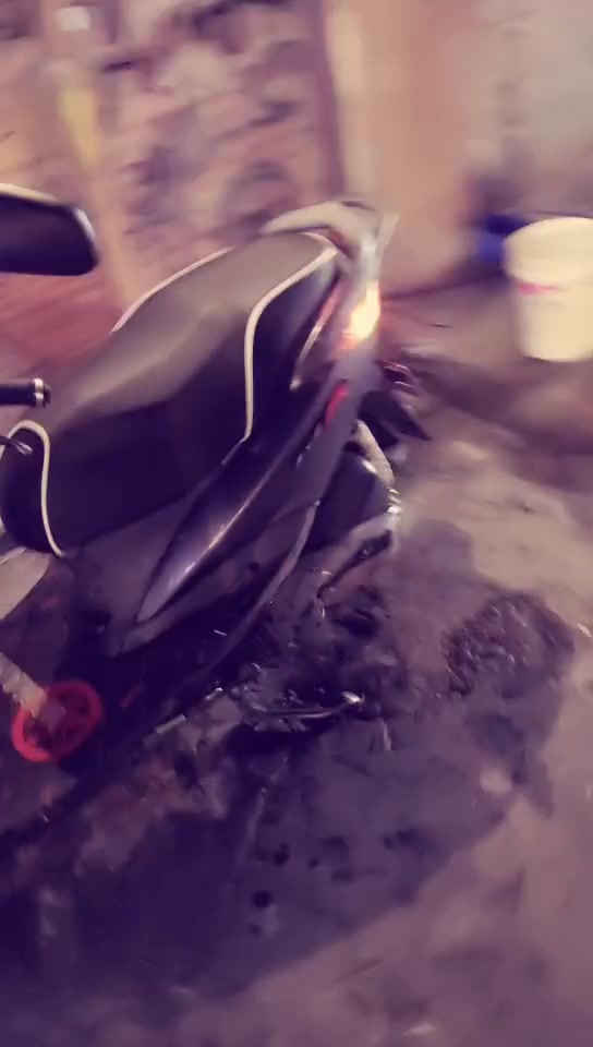 سلام عليكم دراجه ثعلب للبيع بلاديه وحلوه شلعه معدل كلها شغاله سلف هندر وكهربائيات واشاير سعر550 بيها مجال مكان بغداد البياع تواصل وتساب وخاص ***********
