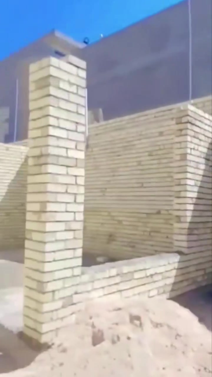 تحياتي السلام عليكم. خلفة بناء كرسته وعمل. 
 نشتغل قطعي وعلى الدبل  بناء درجه اولئ  الاتزام بل موعد مع النظافة بعد إكمال البناء
(مكان العمل داخل بغداد هاتف او) خاص (***********)
(***********.)متواجد (واتساب👉) 
(والله يرزق الجميع تحياتي)
