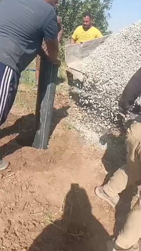 توجد لدينا برينا لحفر الاابار الارتوازيه باداراة ابو رسول العمق الى حد 42 متر قطر البوراي 6 انج ب 8انج و 10 انج لتواصل على ارقام تاليه *********** /‏‪***********‬‏
