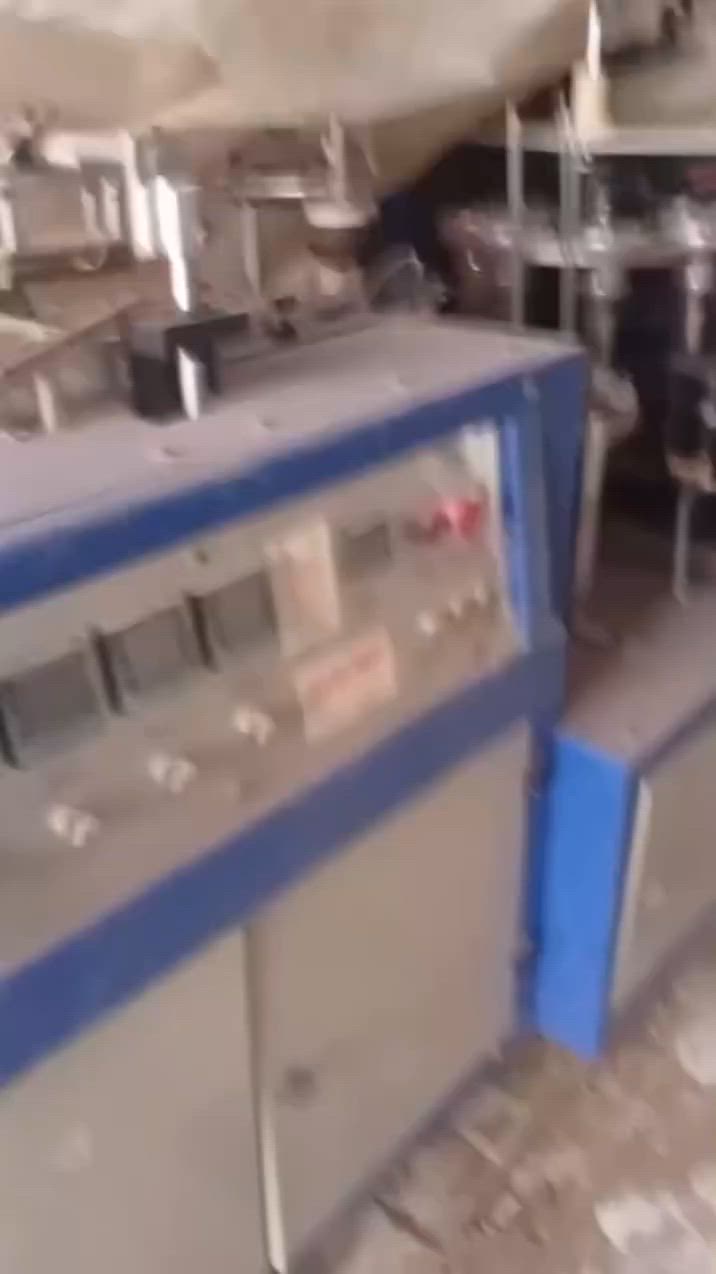 مكائن صناعية جديدة غير مستعمله.
تصنع الكلاص والماعون السفري 
للتواصل بلرقم***********.
