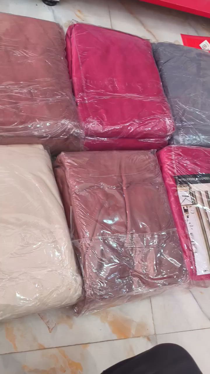 🔥 عرض خاص وحصري من مجمع أبو ليث الوائلي للمفروشات 🔥
✨ صارت البردة السادة بسعر مميز جداً
💰 25,000 دينار فقط
✨ والبردة الثلاثية (ثلاث قطع) تور بالنص أم البلك الورد
💰 35,000 دينار فقط
🌈 والألوان خير من الله... تشكيلة واسعة من الألوان متوفرة حتى تختارون اللي يناسب ذوقكم 🌹
لا تفوتكم العروض القوية 🔥
الأسعار الخاصة تلقوها فقط في مجمع أبو ليث الوائلي للمفروشات.
📍 العنوان: صوب السيراي قرب مدرسة غزة للبنات
📞 للاستفسار: ***********
بإدارة أبو يوسف الوائلي
