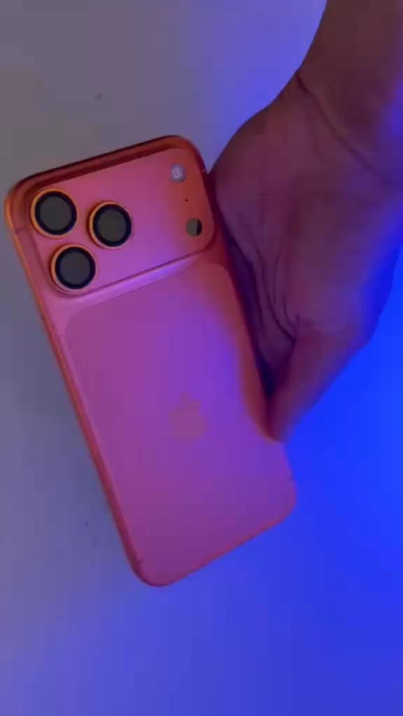 سلام عليكم
17 pro max 
ذ/256 
بطاريه99 
الشريحه فعليه شرق اوسط
سعره 1850 فقط
عنواني بغداد الكرخ للتواصل خاص


**إذا كنت صاحب هذا الإعلان وتريد حذفه لأي سبب، رجاءا أرسل رسالة إلى الدعم الفني**