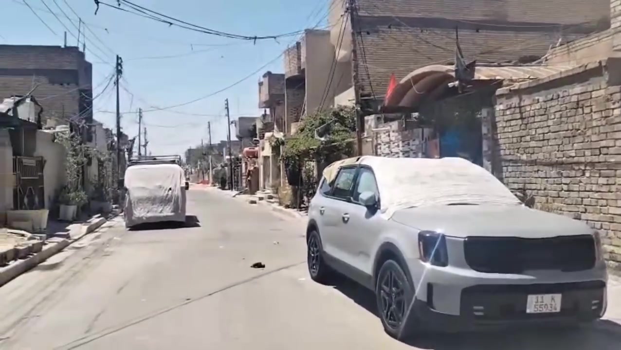 بيت بحي السفير مساحه 230 تفليش وصالح لسكن +مشتمل مساحه 50 بناء حديث
السعر 145 وبي مجال للتواصل *********** متوفر
