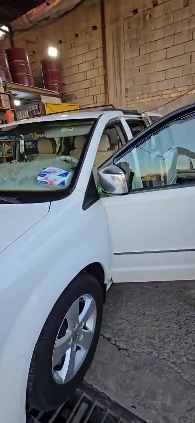 مراوس او بيع نقد موبايل ***********
دوج كرفان موديل 12 كير مكينه حداديه تخم تاير ٧ راكب بدون حادث بدون ارباك فقط سرقه قطع بغداد بسمي رقم دولي ٣ قطع تبريد منضومة غاز سعه ٦٠ لتر +بانزين  مبدل دعاميه ولايتات مال موديل ٨
